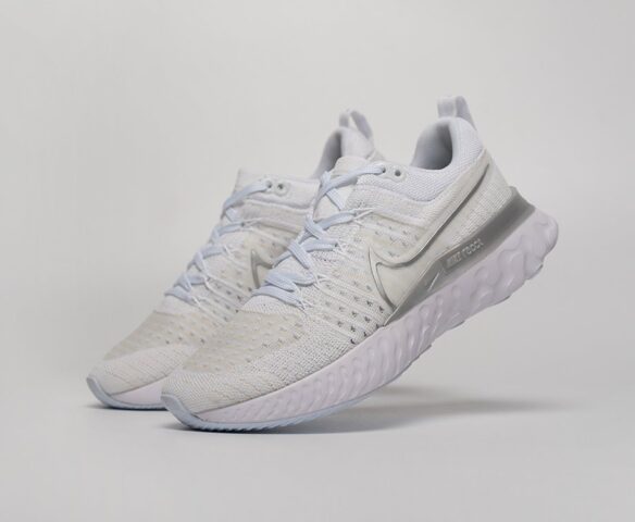 Nike React Infinity Run 2 белые